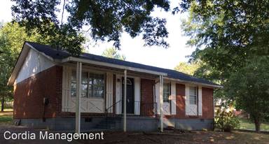 Main picture of 121 Andover Dr