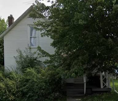 Main picture of 303 N West Ave
