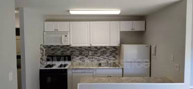 Main picture of 7617 Fontainebleau Dr