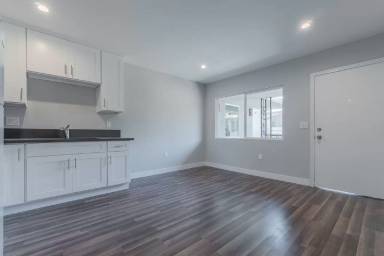 Main picture of 6222 West Blvd