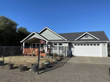 Main picture of Octopus Avenue Northeast