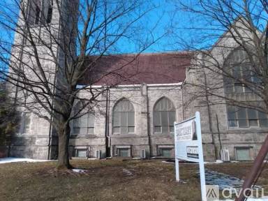 Main picture of 1400 W 4th St