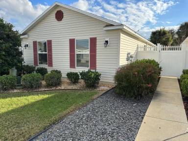 Main picture of 2574 Lindewood St