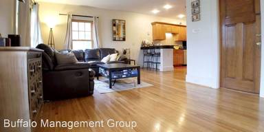 Main picture of 1394 Amherst St