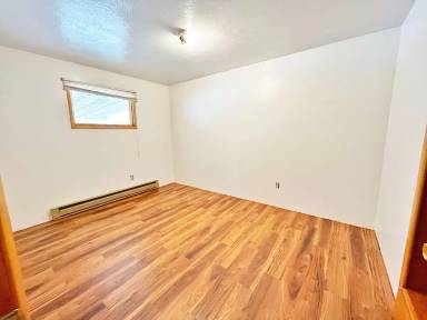 Main picture of 6503 N Atlantic St