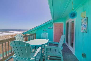 Main picture of 418 Carolina Beach Ave N