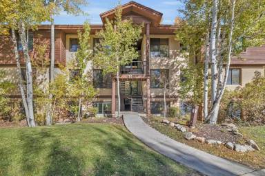 Main picture of Pine Creek Condos