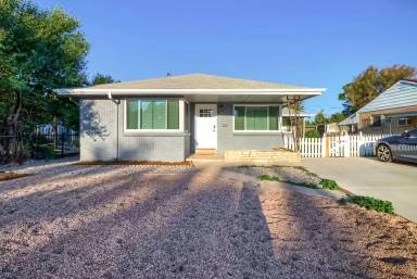 Main picture of 3341 Olive St