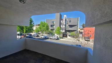 Main picture of 3715 Kelton Ave