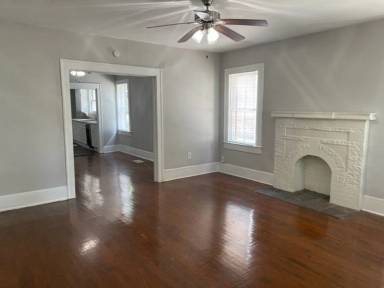Main picture of 4632 Junius St