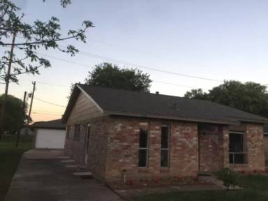 Main picture of 1410 N R