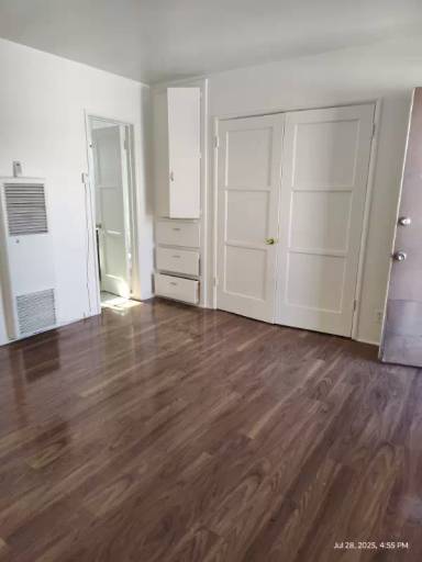 Main picture of 5404 La Mirada Ave