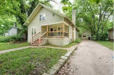 Main picture of 902 Ratone St