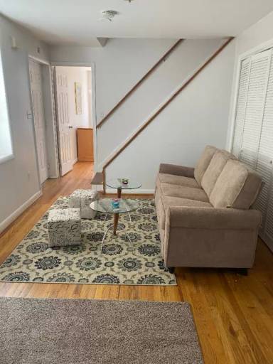 Main picture of 519 S Regester St
