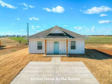 Main picture of 122 Sterling Dr