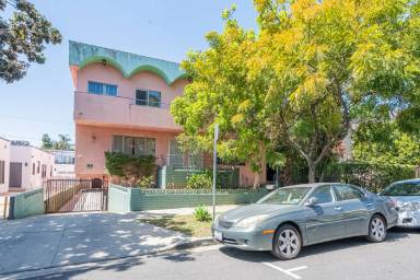Main picture of 1009 N Harper Ave