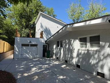 Main picture of 1139 Clanton Rd