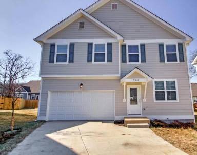 Main picture of 732 Ellie Dr