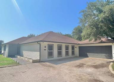 Main picture of 709 Spring Branch Dr