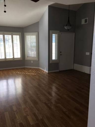 Main picture of 1418 Henshaw Rd