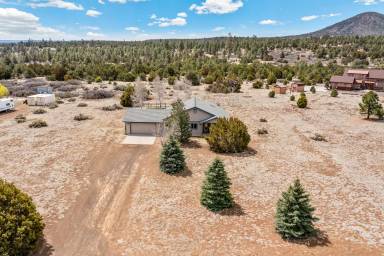 Main picture of 8650 La Mancha Ln