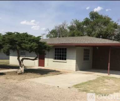 Main picture of 1304 S Avenue H Pl