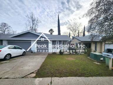 Main picture of 6938 Tarocco Way