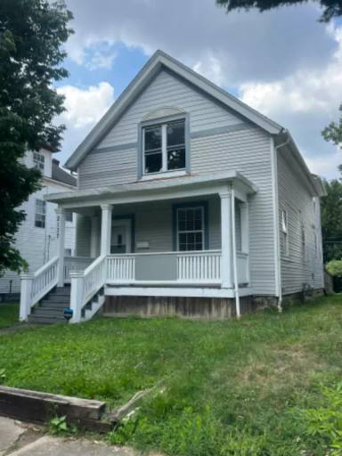 Main picture of 2137 Indiana Ave