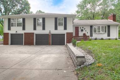 Main picture of 4711 E 109th Ter