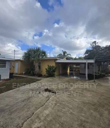Main picture of 1489 Silver Beach Rd