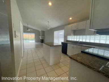Main picture of 319 Lake Davenport Blvd
