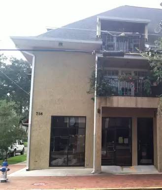 Main picture of 716 E Washington St