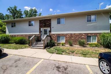 Main picture of 865 Grand Ave NE