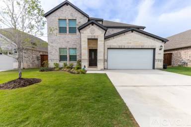 Main picture of 10605 Smiths Bend Rd