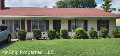 Main picture of 714 Holiday Dr