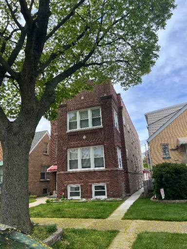 Main picture of 4938 N Menard Ave
