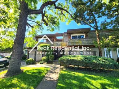 Main picture of 2308 Villanova Cir