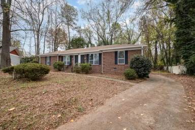 Main picture of 6024 Olinda St