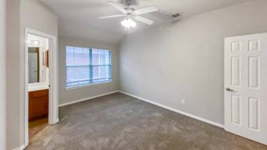 Main picture of Lakeridge Townhomes