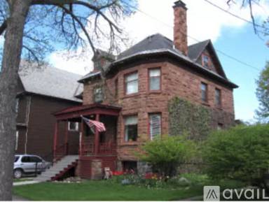 Main picture of 303 Armory Pl