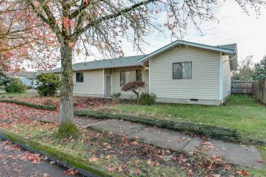 Main picture of 1908 Lemming Ave
