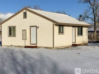Main picture of 6055 Peak Rd