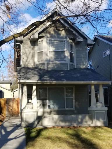 Main picture of 1218 E Franklin St