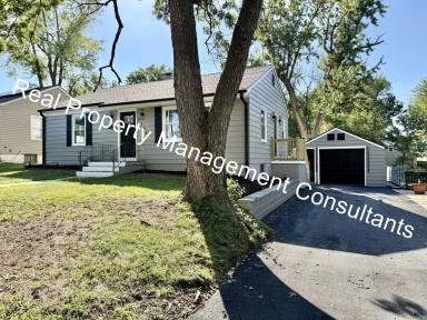 Main picture of 2334 S Hall Rd