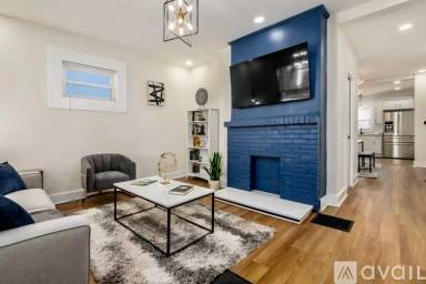 Main picture of 529 E Markison Ave