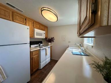 Main picture of 217 B St