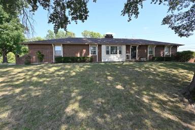 Main picture of 46 Hillcrest Dr