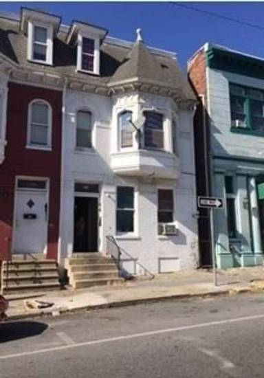Main picture of 611 E Market St