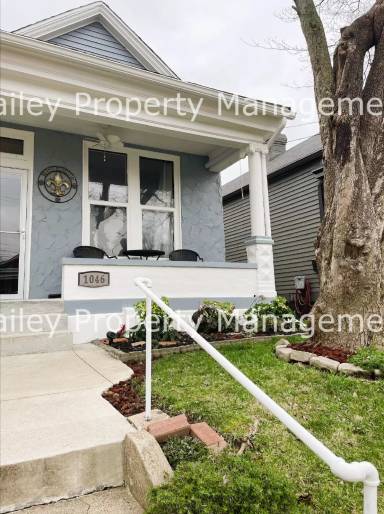 Main picture of 1046 E Caldwell St