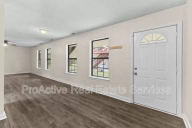 Main picture of 483 W Ocean View Ave